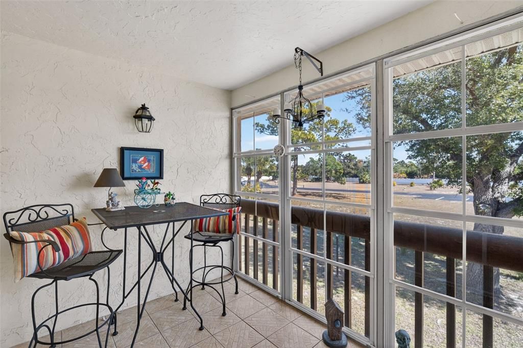 For Rent: $1,900 (2 beds, 2 baths, 1143 Square Feet)