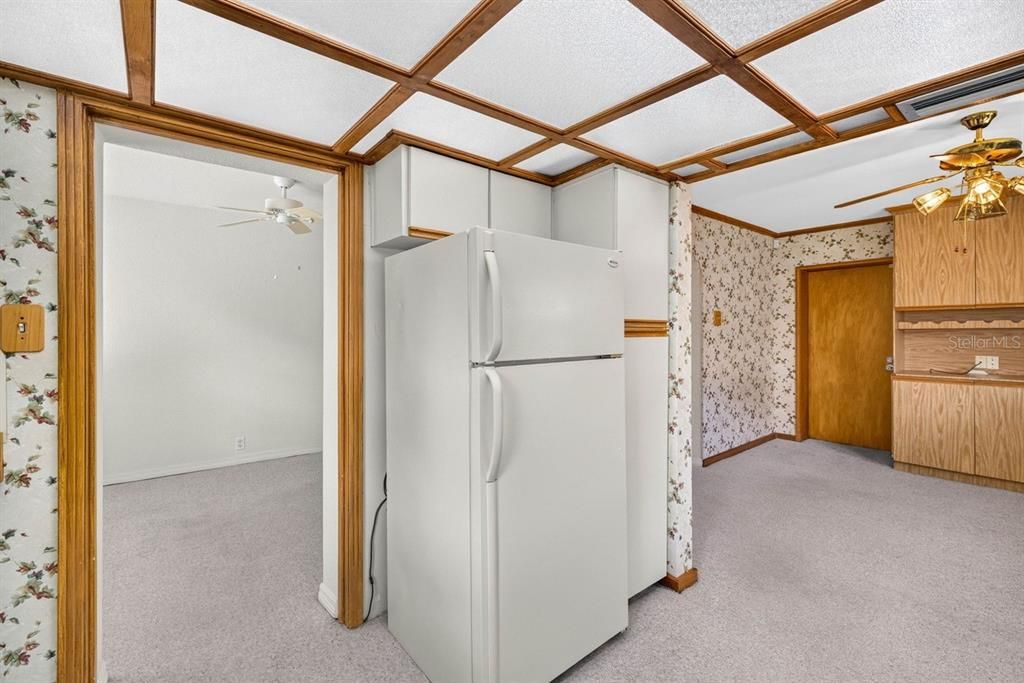 На продажу: $419,900 (3 спален, 2 ванн, 1550 Квадратных фут)