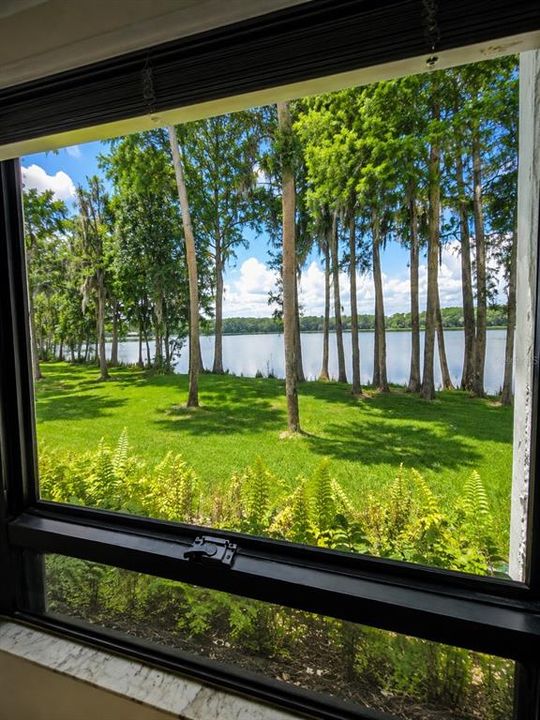 En Venta: $159,900 (2 camas, 2 baños, 912 Pies cuadrados)