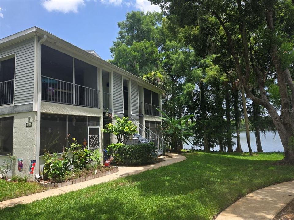 En Venta: $159,900 (2 camas, 2 baños, 912 Pies cuadrados)