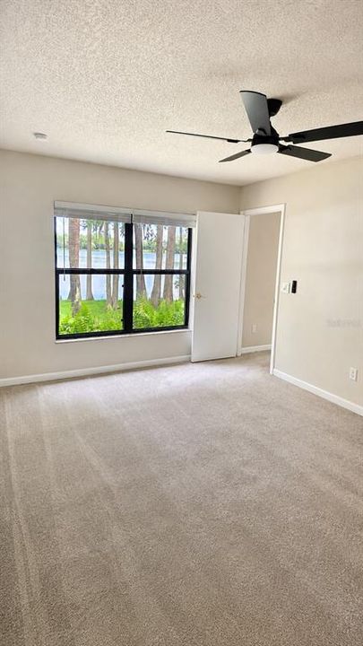 En Venta: $159,900 (2 camas, 2 baños, 912 Pies cuadrados)