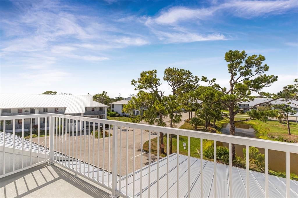 For Sale: $249,900 (4 beds, 3 baths, 1638 Square Feet)