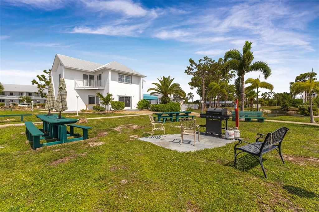 For Sale: $249,900 (4 beds, 3 baths, 1638 Square Feet)