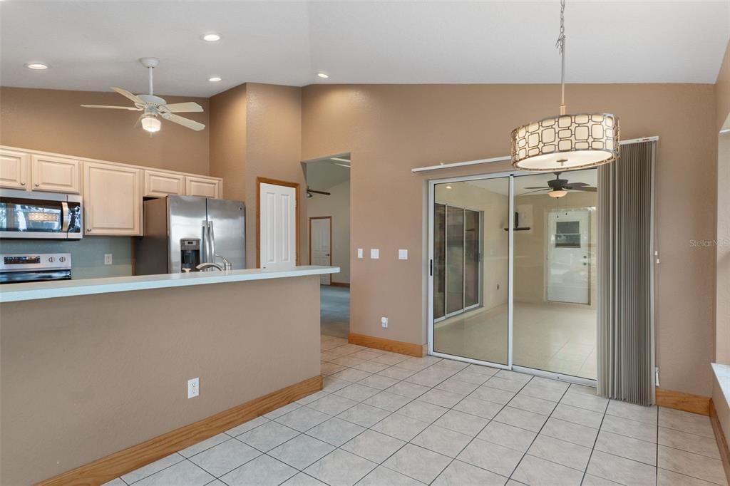 For Sale: $349,000 (3 beds, 2 baths, 1626 Square Feet)