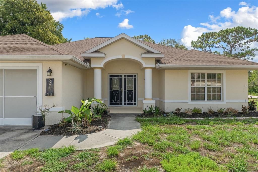For Sale: $349,000 (3 beds, 2 baths, 1626 Square Feet)