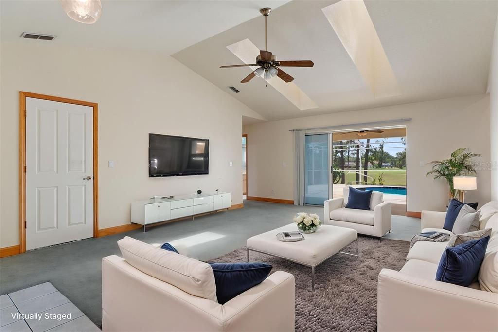 For Sale: $349,000 (3 beds, 2 baths, 1626 Square Feet)