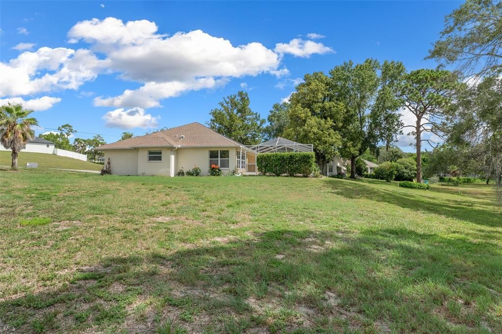 For Sale: $349,000 (3 beds, 2 baths, 1626 Square Feet)