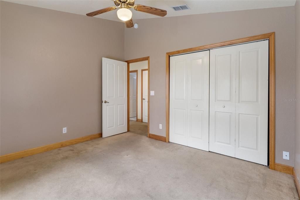 For Sale: $349,000 (3 beds, 2 baths, 1626 Square Feet)