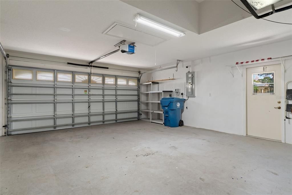 For Sale: $349,000 (3 beds, 2 baths, 1626 Square Feet)