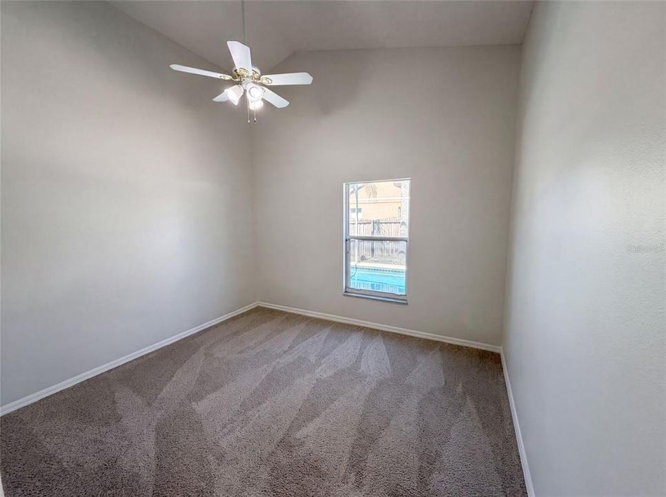 For Sale: $460,000 (4 beds, 2 baths, 1901 Square Feet)