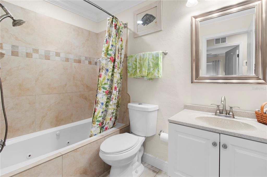 En Venta: $525,000 (3 camas, 2 baños, 1348 Pies cuadrados)