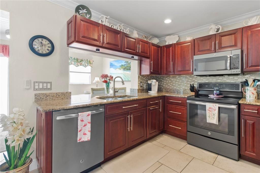 En Venta: $525,000 (3 camas, 2 baños, 1348 Pies cuadrados)