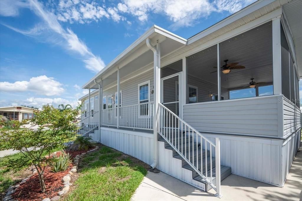 For Sale: $215,000 (2 beds, 2 baths, 1152 Square Feet)