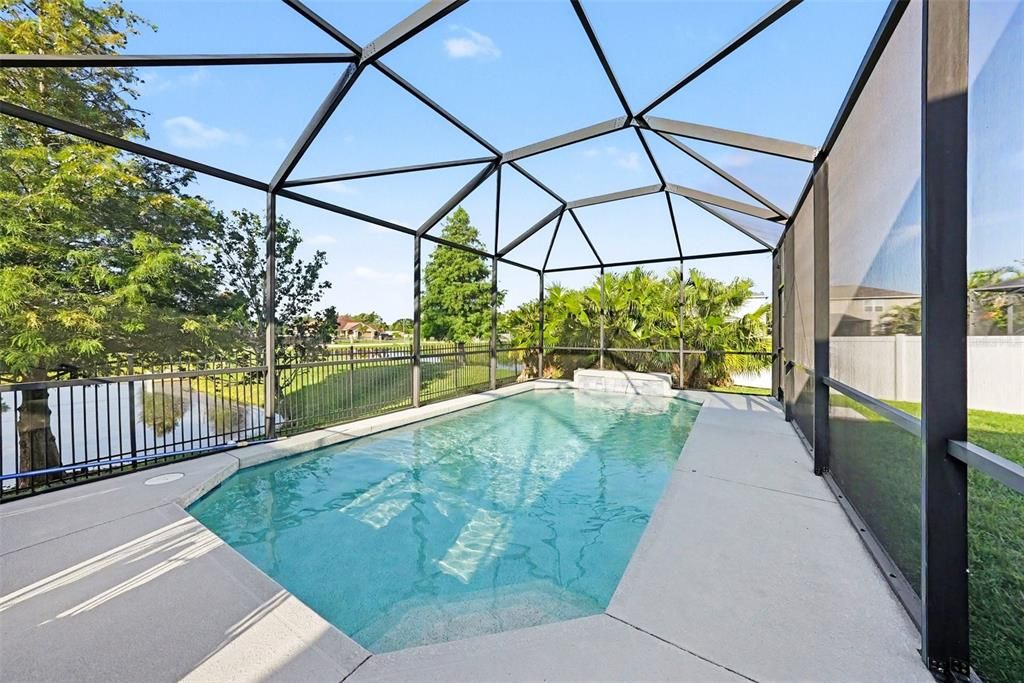 Active With Contract: $700,000 (4 beds, 3 baths, 1962 Square Feet)