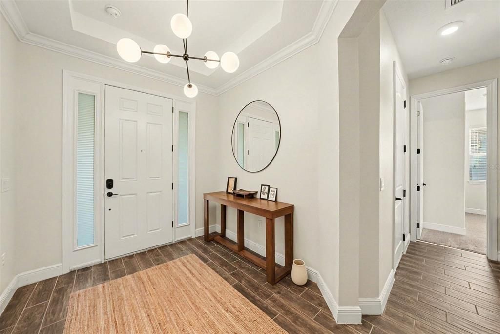 Active With Contract: $700,000 (4 beds, 3 baths, 1962 Square Feet)