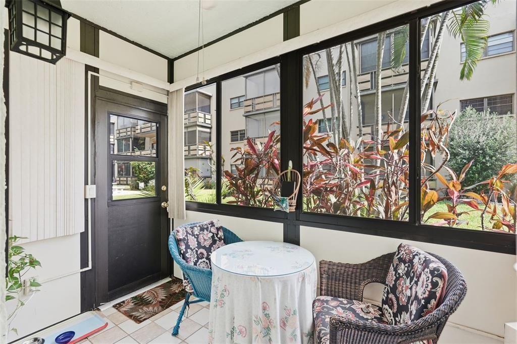 En Venta: $170,000 (2 camas, 2 baños, 915 Pies cuadrados)