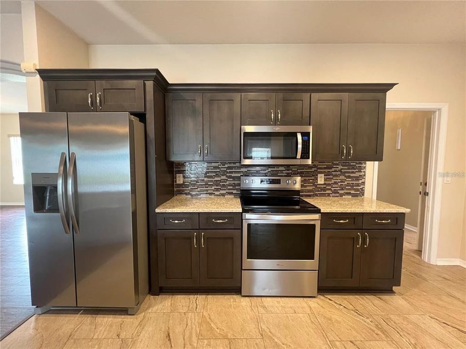 En Venta: $308,000 (3 camas, 2 baños, 2040 Pies cuadrados)