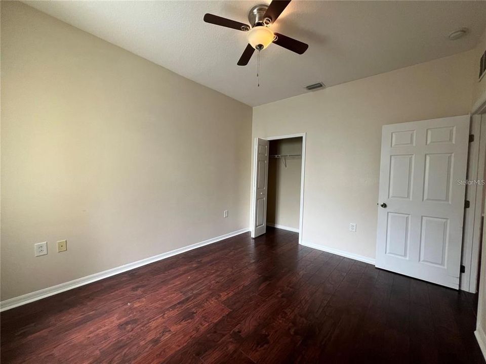 En Venta: $308,000 (3 camas, 2 baños, 2040 Pies cuadrados)