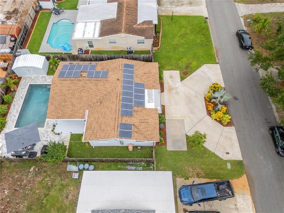 Active With Contract: $469,900 (3 beds, 2 baths, 1454 Square Feet)
