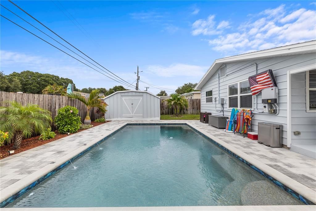 Active With Contract: $469,900 (3 beds, 2 baths, 1454 Square Feet)
