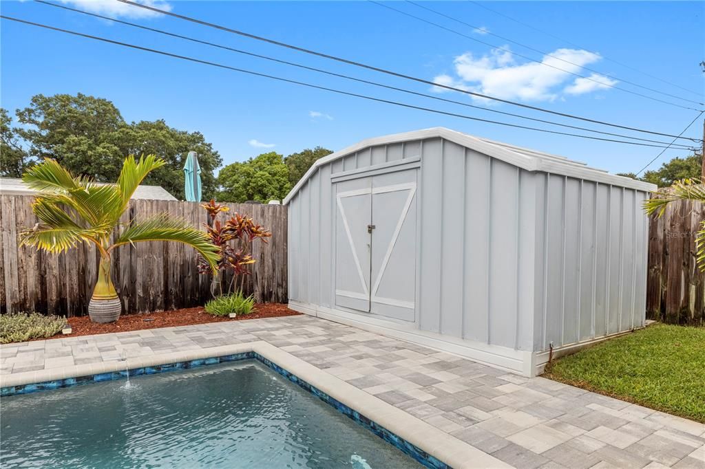 Active With Contract: $469,900 (3 beds, 2 baths, 1454 Square Feet)