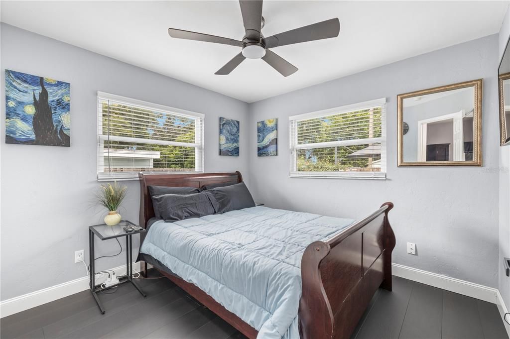 Active With Contract: $469,900 (3 beds, 2 baths, 1454 Square Feet)
