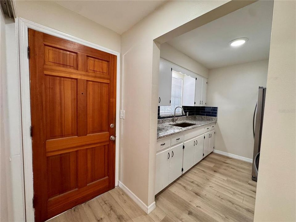 For Rent: $1,500 (1 beds, 1 baths, 650 Square Feet)