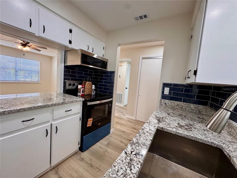 For Rent: $1,500 (1 beds, 1 baths, 650 Square Feet)