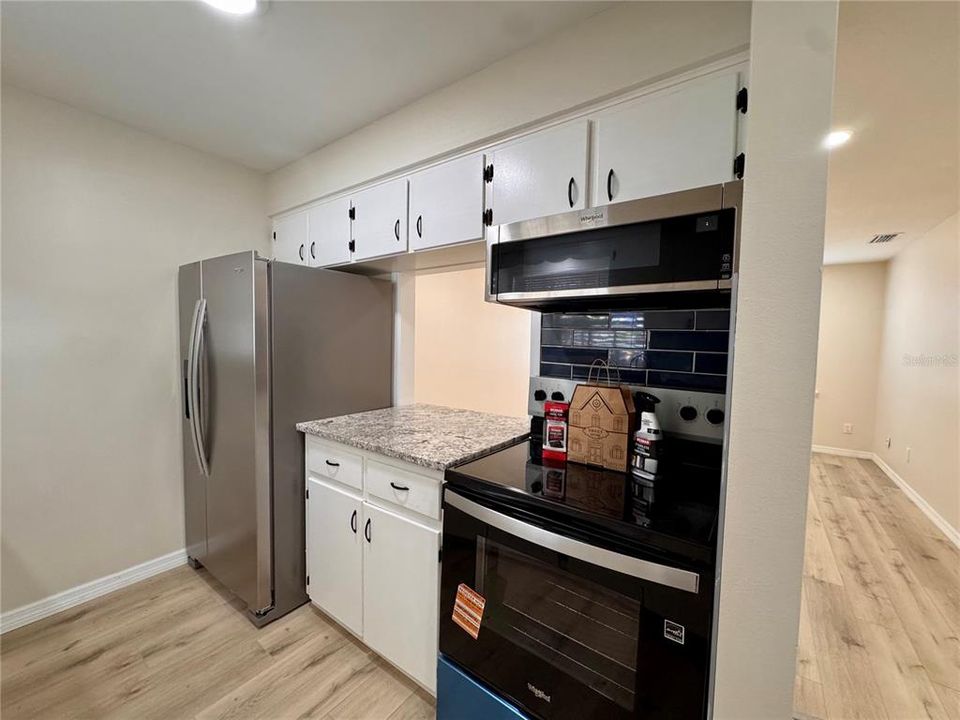 For Rent: $1,500 (1 beds, 1 baths, 650 Square Feet)