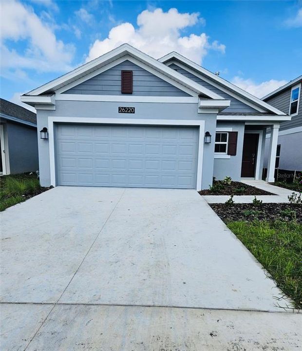 For Sale: $320,000 (3 beds, 2 baths, 1432 Square Feet)