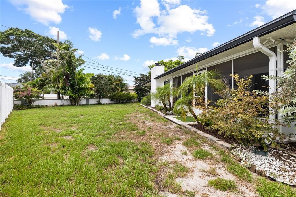 En Venta: $590,000 (3 camas, 2 baños, 1876 Pies cuadrados)