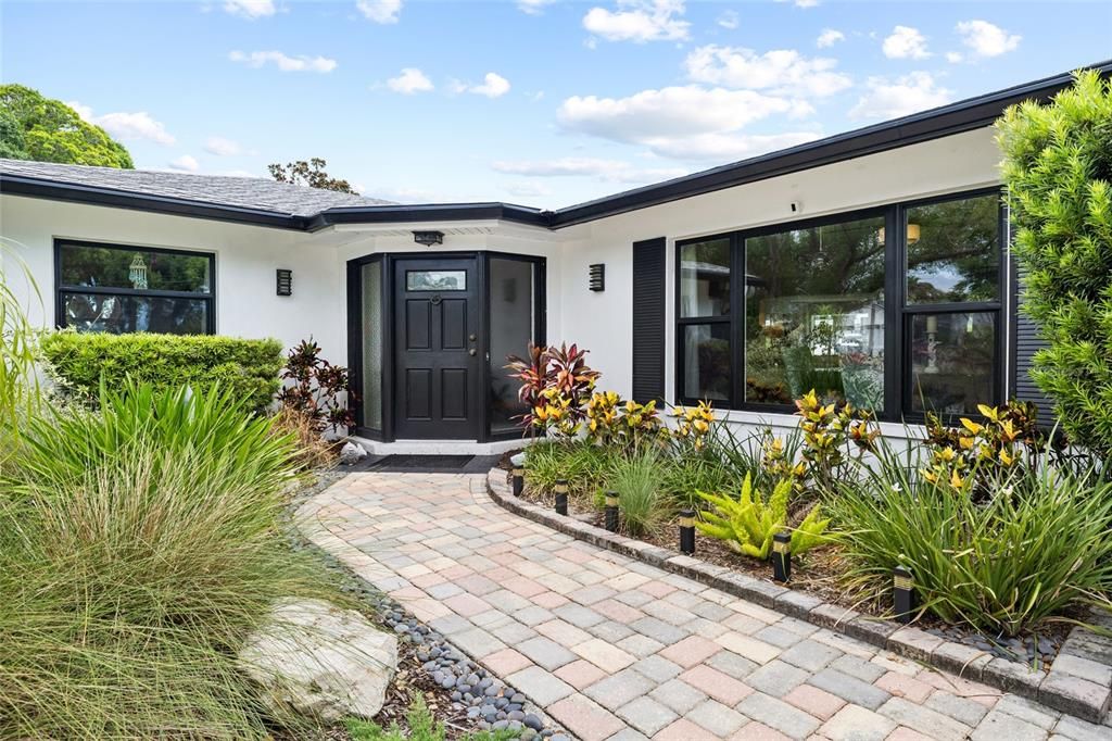 En Venta: $590,000 (3 camas, 2 baños, 1876 Pies cuadrados)