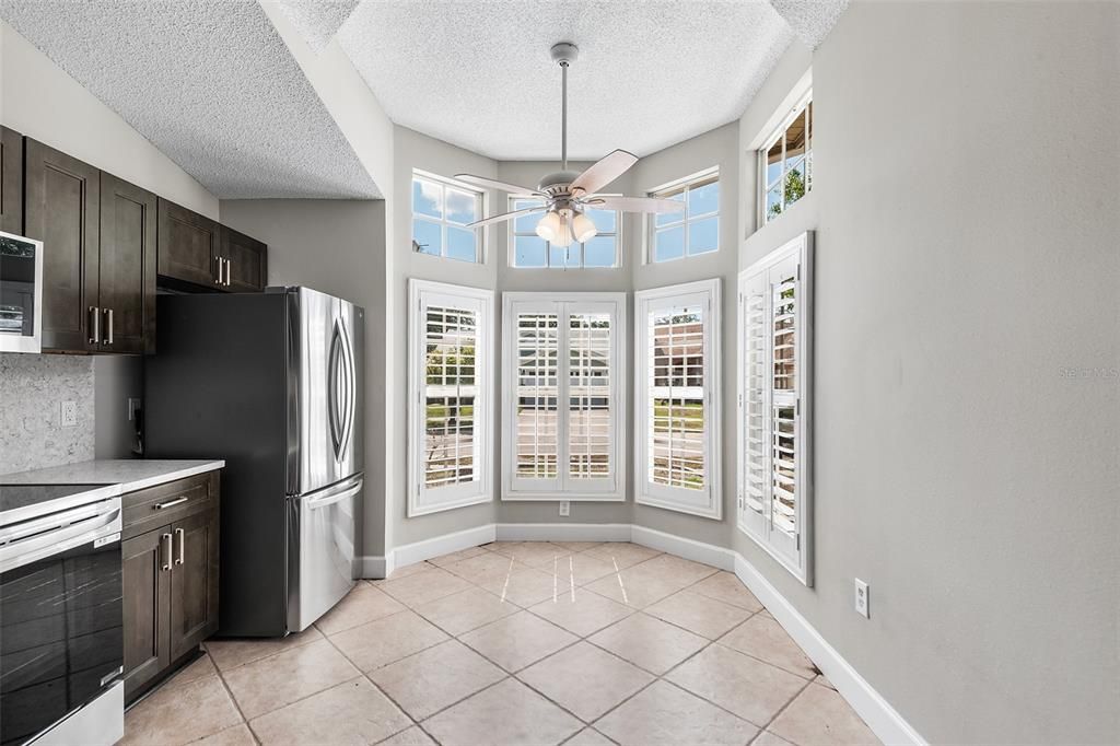 For Rent: $2,425 (3 beds, 2 baths, 1524 Square Feet)
