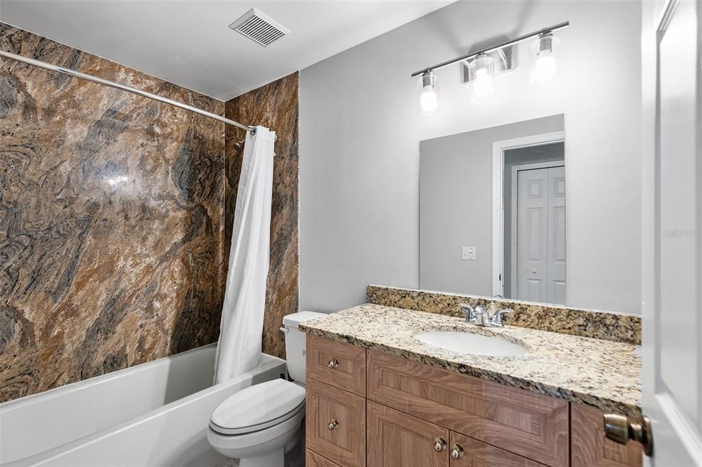 For Rent: $2,425 (3 beds, 2 baths, 1524 Square Feet)