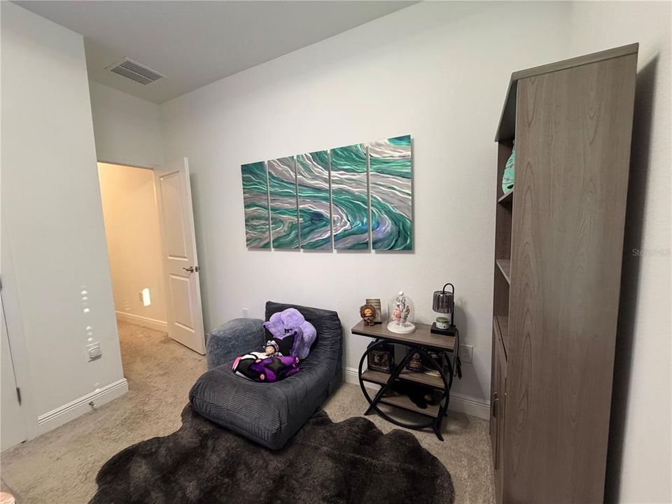For Sale: $515,000 (4 beds, 2 baths, 1935 Square Feet)