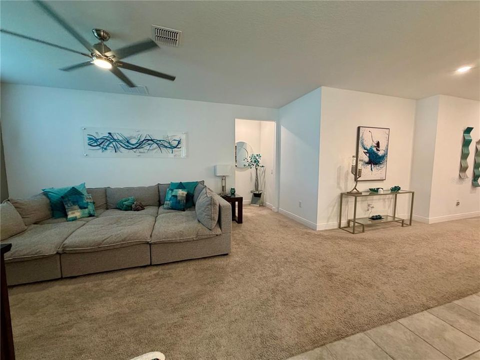 For Sale: $515,000 (4 beds, 2 baths, 1935 Square Feet)