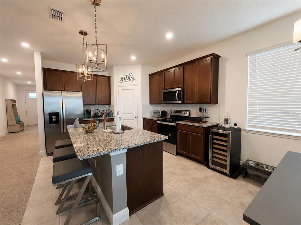 For Sale: $515,000 (4 beds, 2 baths, 1935 Square Feet)