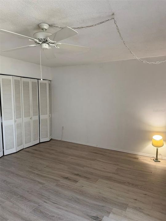For Sale: $115,000 (2 beds, 2 baths, 860 Square Feet)
