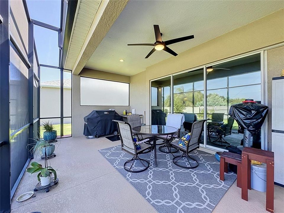 En Venta: $509,000 (3 camas, 2 baños, 2084 Pies cuadrados)