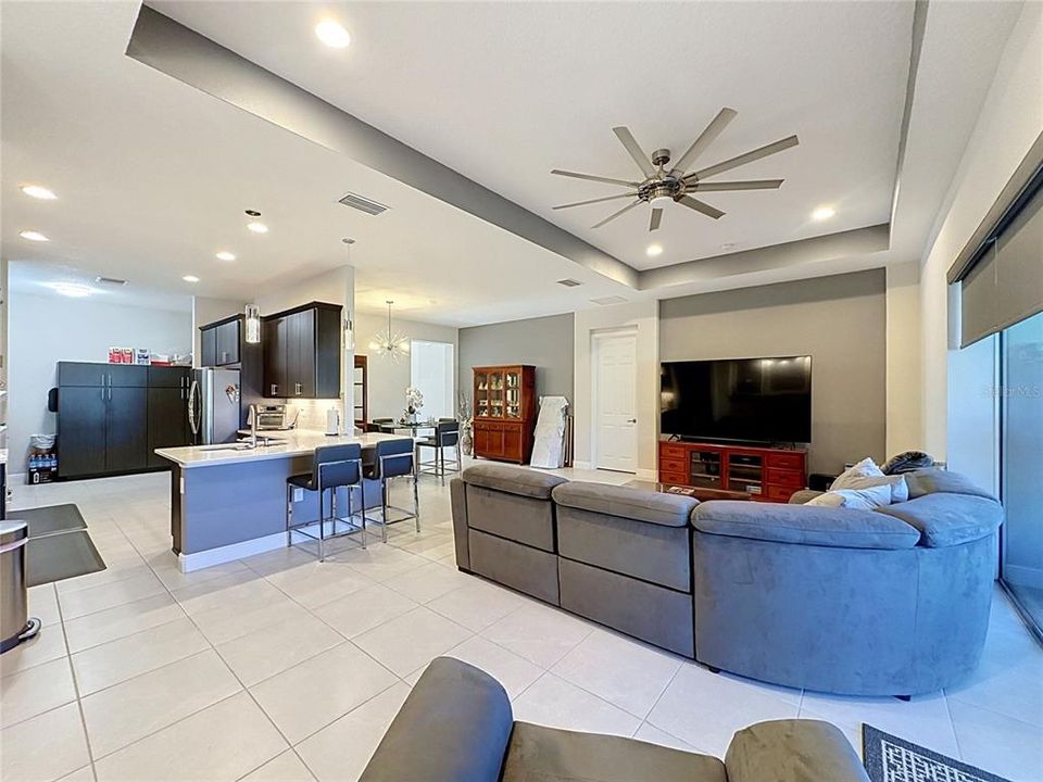 En Venta: $509,000 (3 camas, 2 baños, 2084 Pies cuadrados)