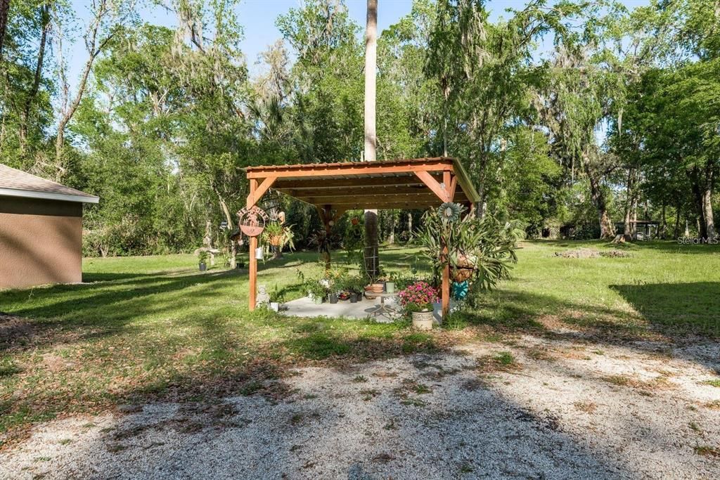 На продажу: $435,000 (3 спален, 2 ванн, 1665 Квадратных фут)