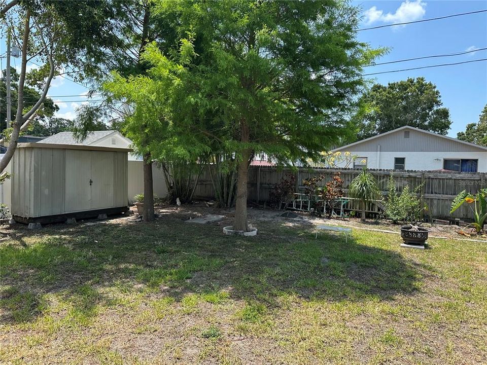 For Rent: $2,700 (2 beds, 2 baths, 1046 Square Feet)