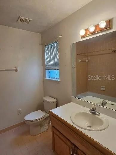 En Venta: $405,000 (3 camas, 2 baños, 2080 Pies cuadrados)