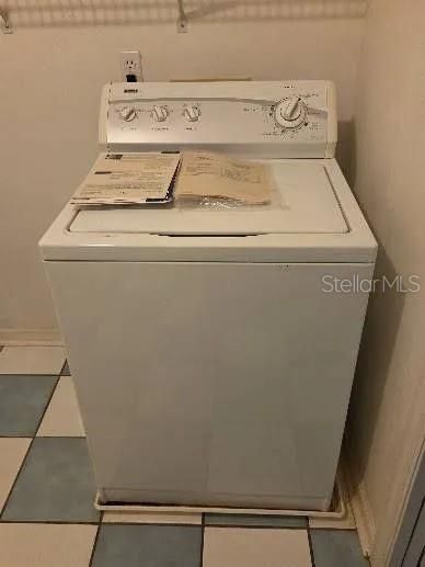 En Venta: $405,000 (3 camas, 2 baños, 2080 Pies cuadrados)