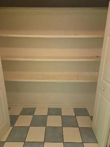 En Venta: $405,000 (3 camas, 2 baños, 2080 Pies cuadrados)