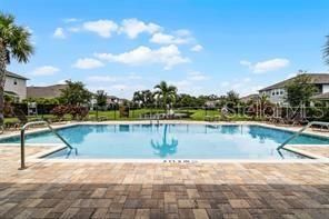 En Venta: $510,000 (3 camas, 2 baños, 1850 Pies cuadrados)