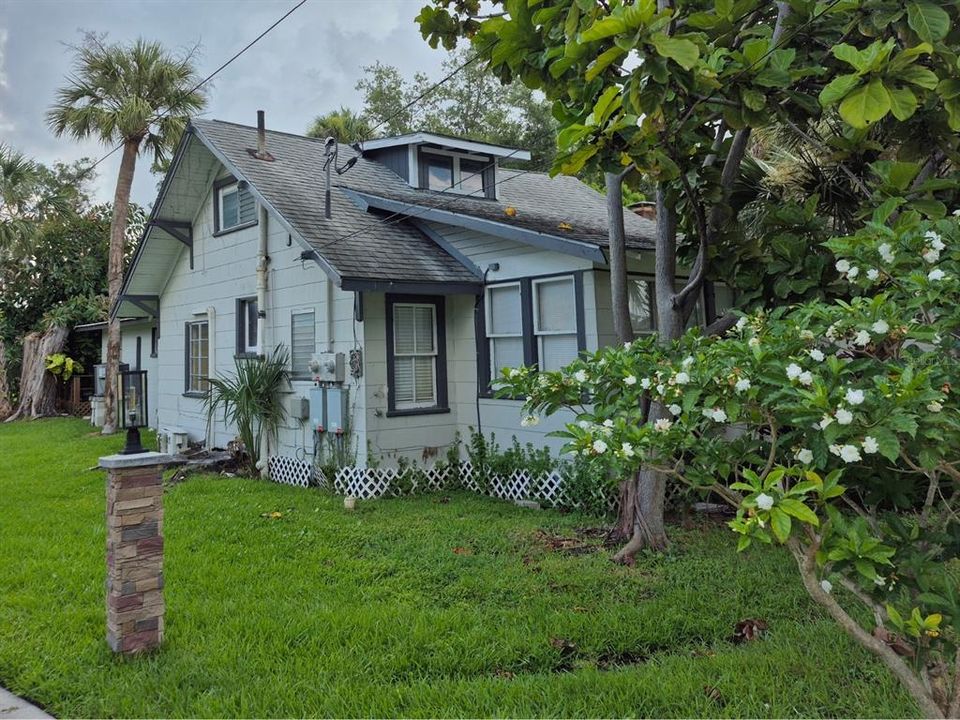 En Venta: $455,000 (4 camas, 3 baños, 1848 Pies cuadrados)