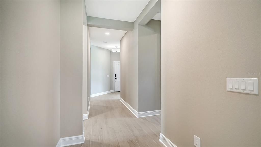 En Venta: $457,990 (3 camas, 2 baños, 1764 Pies cuadrados)