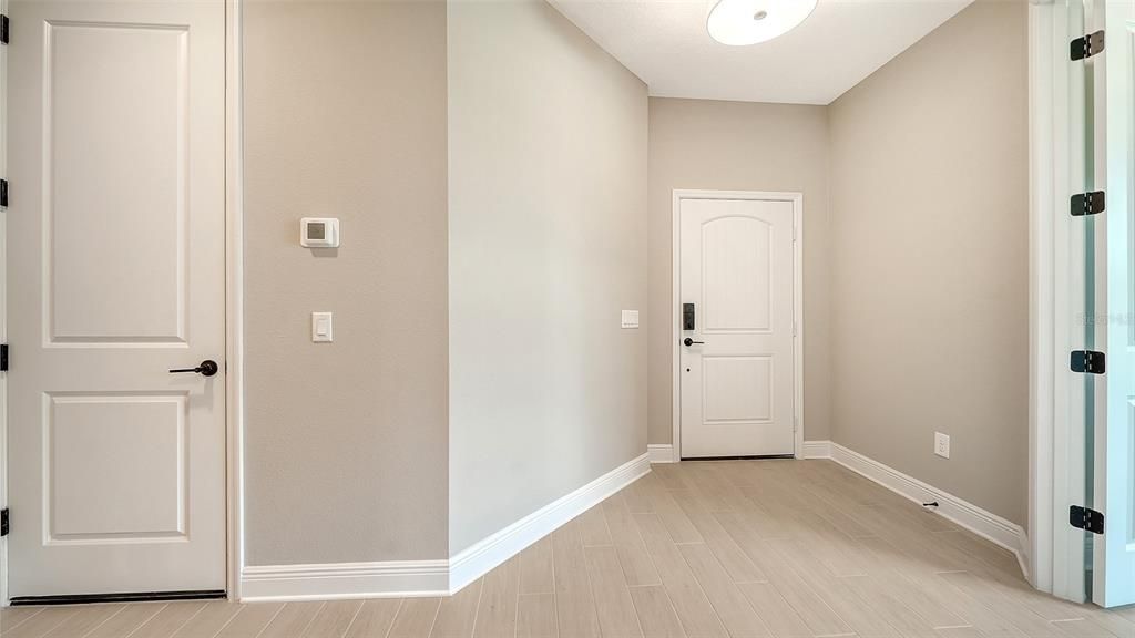 En Venta: $457,990 (3 camas, 2 baños, 1764 Pies cuadrados)