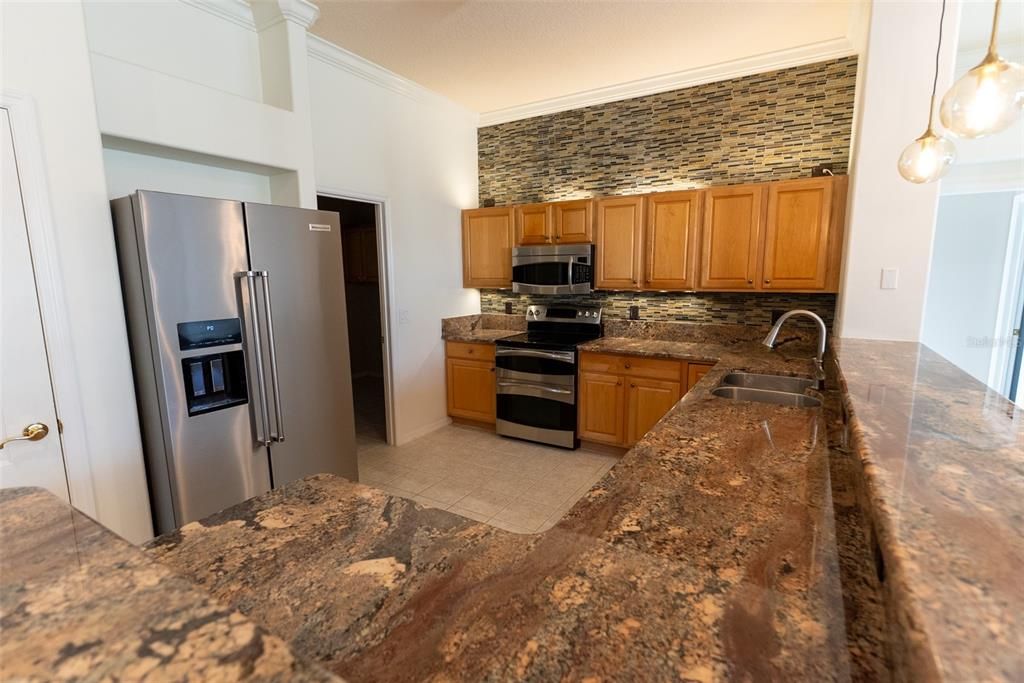 For Sale: $599,900 (4 beds, 2 baths, 3199 Square Feet)